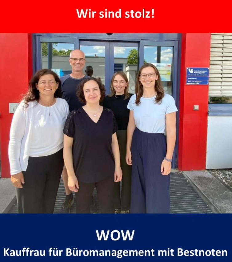 Jennifer Rose mit Teamleiterin Christine Haupt-Kreutzer und ihren Ausbilder*innen Jennifer Rose mit Teamleiterin Christine Haupt-Kreutzer und ihren Ausbilder*innen